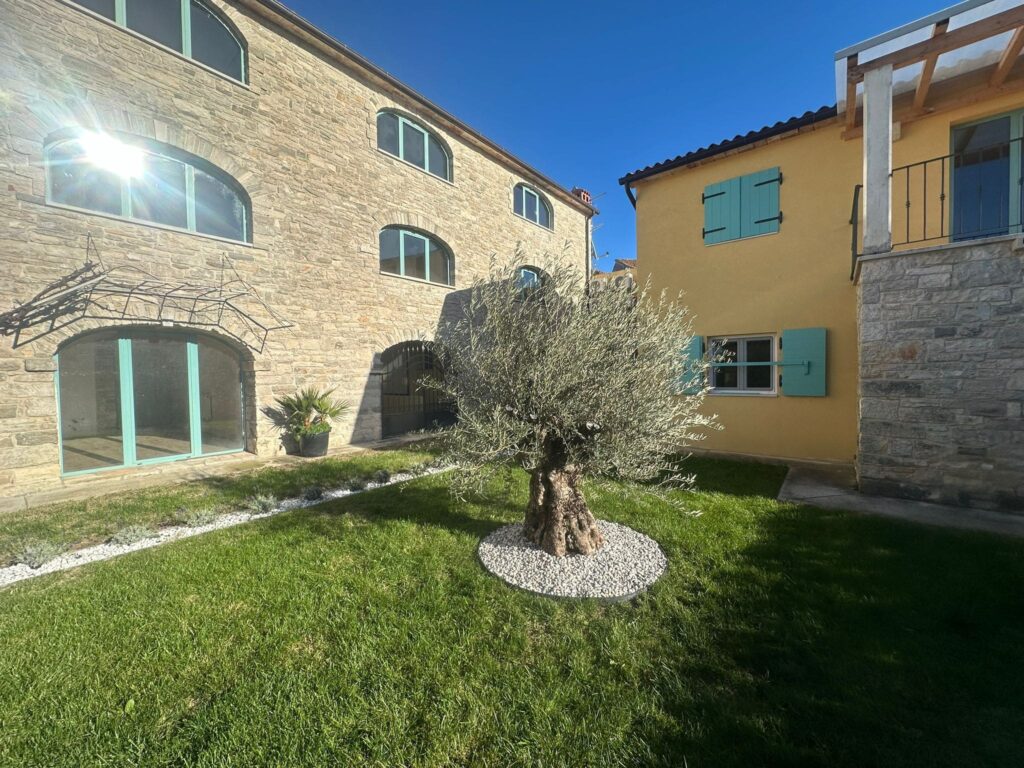 Blick auf Garten der Green Resorts Bibali