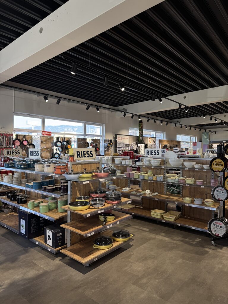 Blick in den Store des Haushaltsparadieses