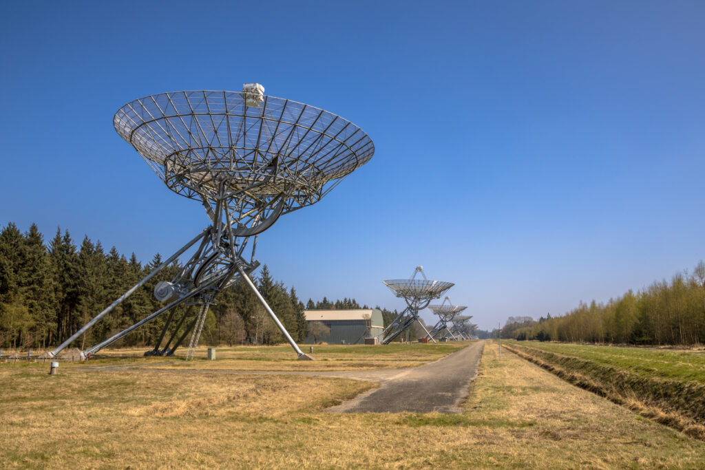 Aufnahme von riesigen Teleskopen