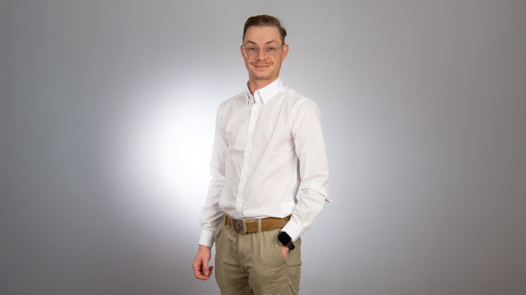 Kevin Vogrinc, Gründer von Vokoonlineshop.at, setzt auf bezahlbare Alltagshelfer und smartes Online-Shopping für preisbewusste Konsumenten in Österreich.