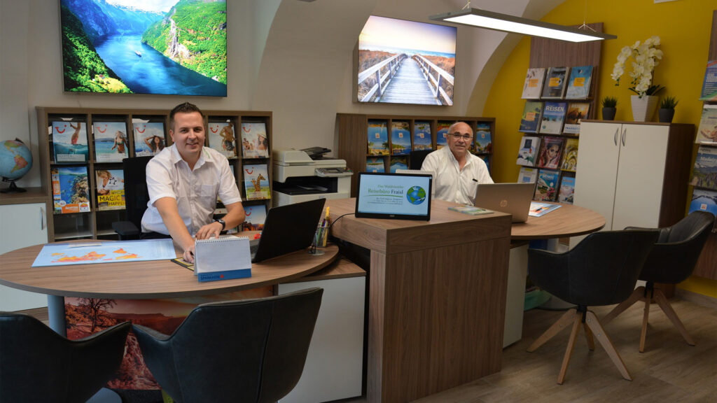 Erfahren Sie im Interview mit Philipp Fraisl, wie persönliche Reiseberatung, Qualitätsservice und Premiumreisen die Zukunft des Waldviertler Reisebüro Fraisl prägen.