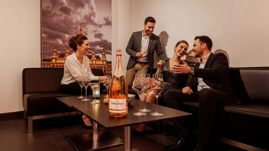 Die Eventlocation Nordberg in 1090 Wien steht für flexible Firmenfeiern, professionelle Eventplanung und modernste Technik.