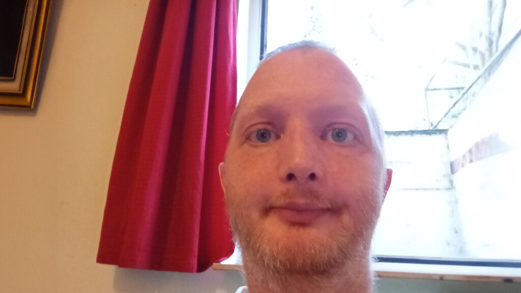 Gerhard Guder spricht heute über Freestyle Rap, Kreativität und den Weg, sich als Künstler und Unternehmer in der Musikbranche zu etablieren.