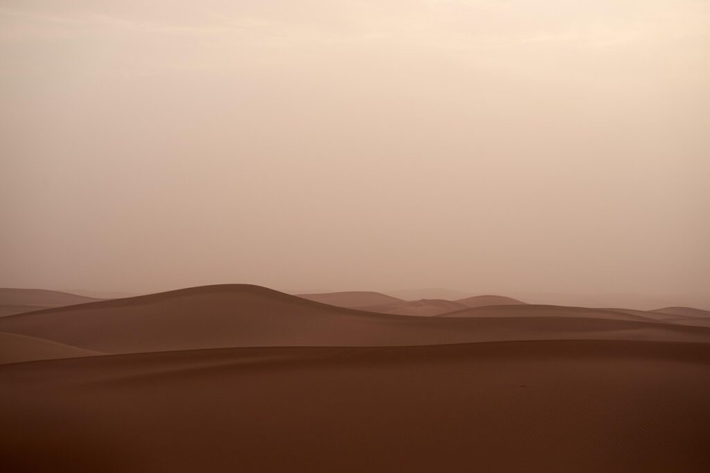 Laborgerät zur Luftprobenentnahme steht im Mittelpunkt der Sahara-Staub-Forschung an der Universität Graz – Foto: Wolfgang_Hasselmann / Pixabay